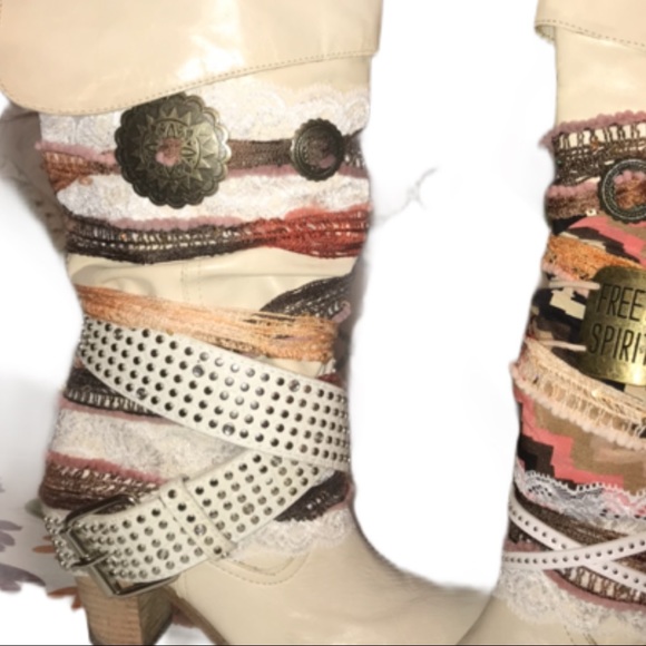 Vintage Boho Cream Boots - Picture 7 of 8